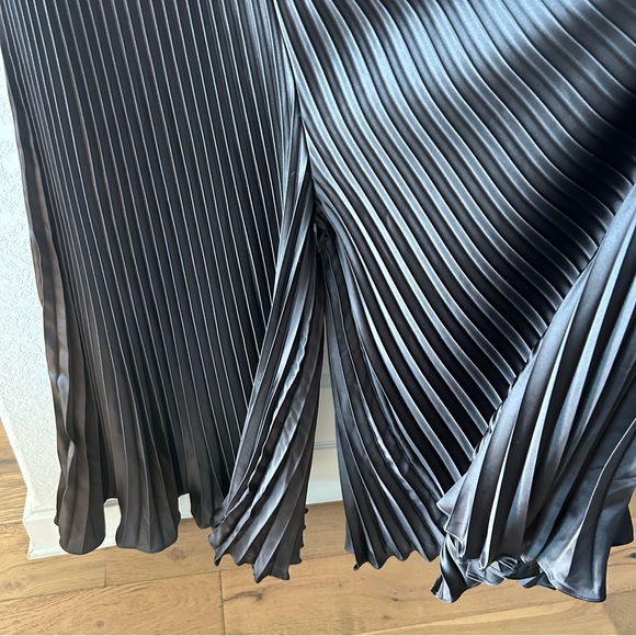 NWT Mac Duggal 26319 Black Pleated Jumpsuit - Picture 5 of 8